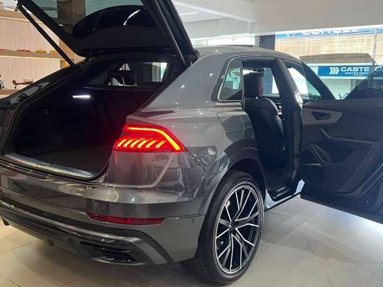 AUDI-Q8-3.0 TFSI GASOLINA PERFORMANCE BLACK QUATTRO TIPTRONIC AUDI-Q8-2023