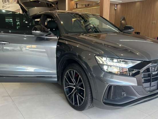 AUDI-Q8-3.0 TFSI GASOLINA PERFORMANCE BLACK QUATTRO TIPTRONIC AUDI-Q8-2023