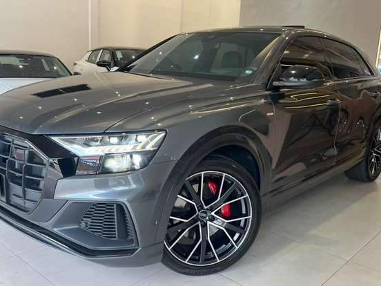 AUDI-Q8-3.0 TFSI GASOLINA PERFORMANCE BLACK QUATTRO TIPTRONIC AUDI-Q8-2023