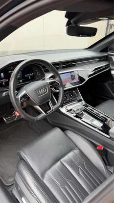 AUDI-RS6-2020