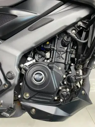 BAJAJ-DOMINAR 200 BAJAJ-DOMINAR 200-2024