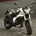 BAJAJ DOMINAR 200 BAJAJ DOMINAR 200