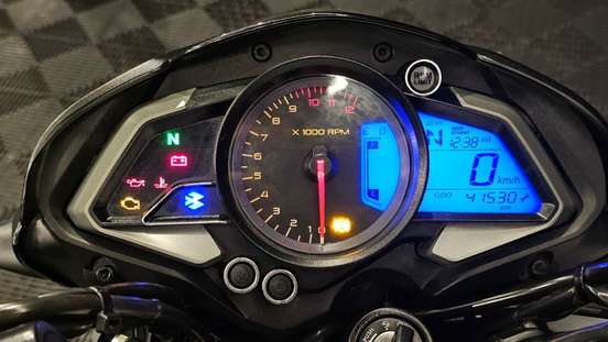 BAJAJ-DOMINAR 200-2023