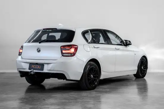 BMW-118i-2013