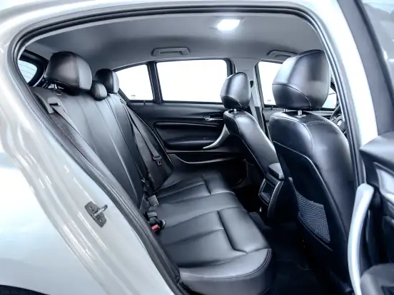 BMW-118i-1.6 16V TURBO GASOLINA 4P AUTOMÁTICO BMW-118i-2013