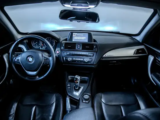BMW-118i-1.6 16V TURBO GASOLINA 4P AUTOMÁTICO BMW-118i-2013
