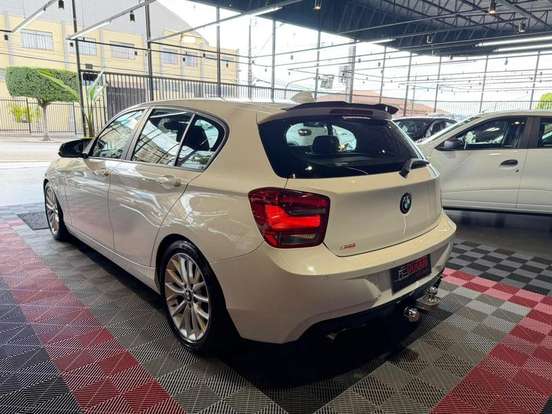 BMW-118i-1.6 GP 16V TURBO GASOLINA 4P AUTOMÁTICO BMW-118i-2014