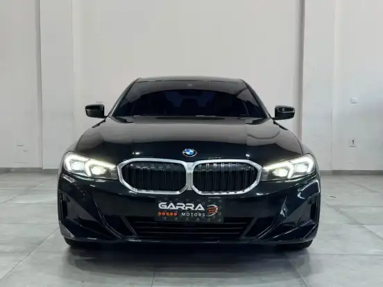 BMW-320i-2023