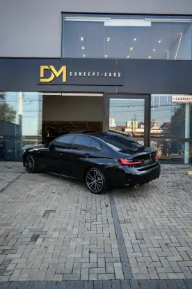 BMW-320i-2024