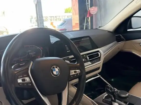 BMW-320i-2.0 16V TURBO FLEX M SPORT AUTOMÁTICO BMW-320i-2022