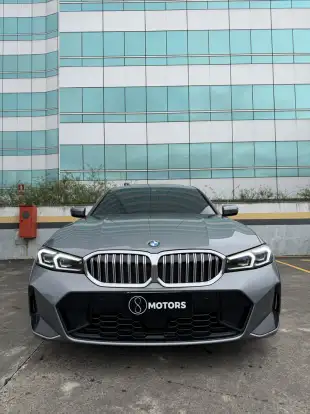 BMW-320i-2023
