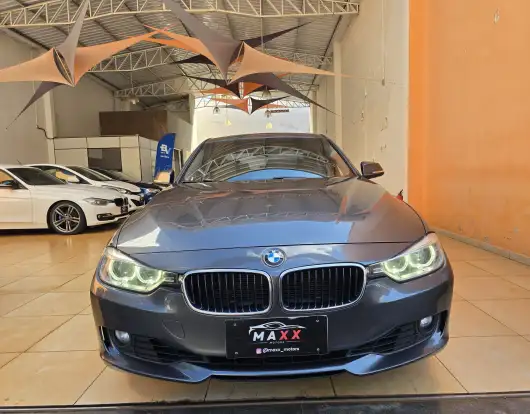 BMW-320i-2013