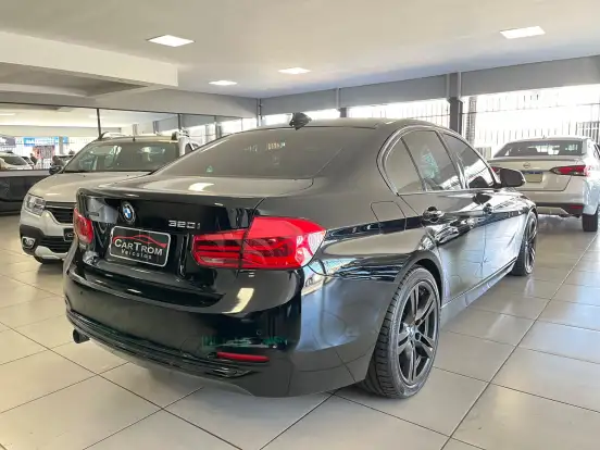 BMW-320i-2017