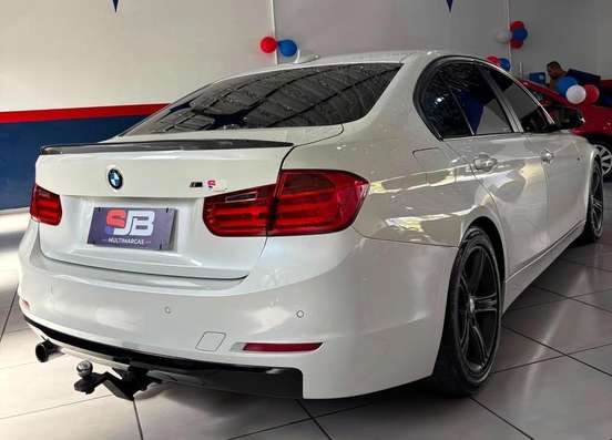 BMW-320i-2.0 16V TURBO ACTIVE FLEX 4P AUTOMÁTICO BMW-320i-2013