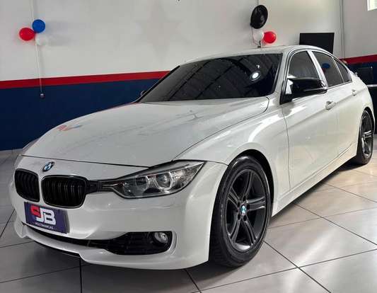 BMW-320i-2013