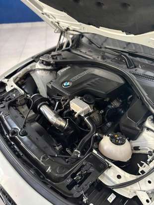 BMW-320i-2013