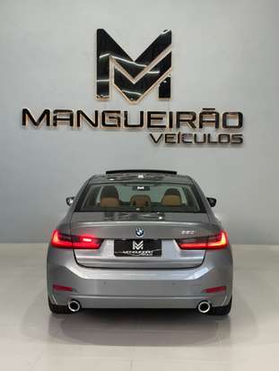 BMW-320i-2024