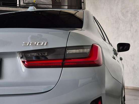 BMW-320i-2.0 16V TURBO FLEX M SPORT AUTOMÁTICO BMW-320i-2023