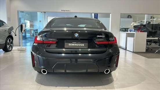 BMW-320i-2024