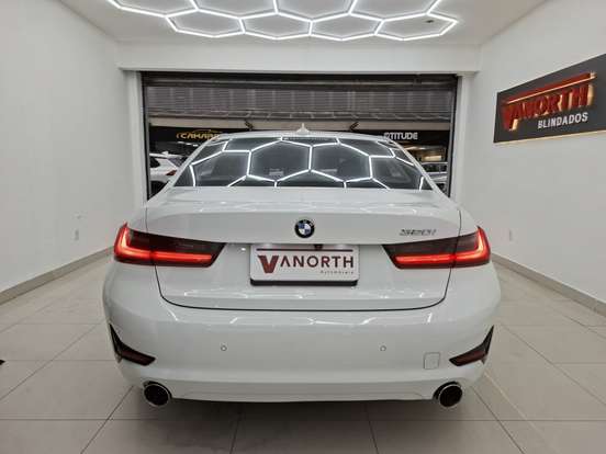 BMW-320i-2.0 16V TURBO GASOLINA GP AUTOMÁTICO BMW-320i-2020