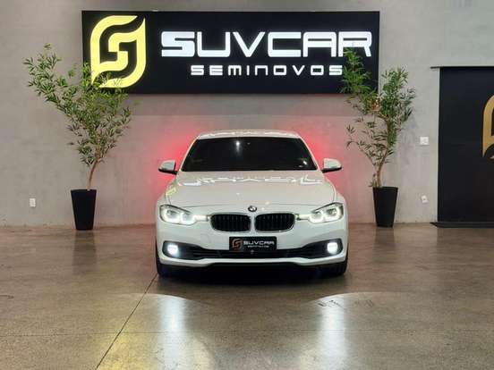 BMW-320i-2018