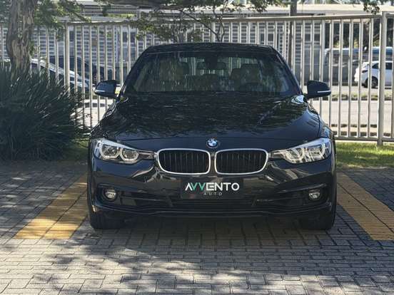 BMW-320i-2018