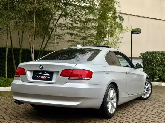 BMW-325Ci-2010