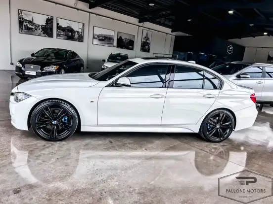 BMW-328i-2.0 M SPORT 16V ACTIVEFLEX 4P AUTOMÁTICO BMW-328i-2017