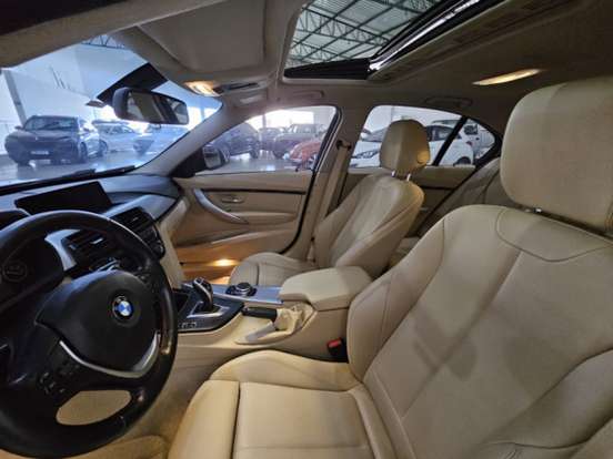 BMW-328i-2016