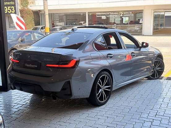 BMW-330e-2.0 16V TURBO HÍBRIDO M SPORT AUTOMÁTICO BMW-330e-2023