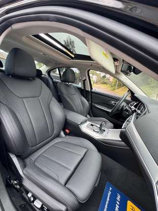 BMW-330i-2019