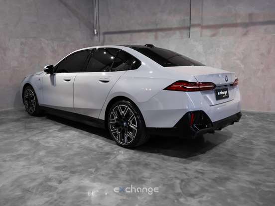 BMW-530e-2.0 TWINPOWER PHEV M SPORT AUTOMÁTICO BMW-530e-2024