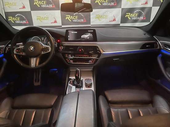 BMW-530i-2017
