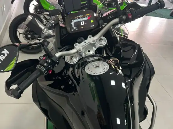 BMW-F 900 GS ADVENTURE BMW-F 900 GS ADVENTURE-2025