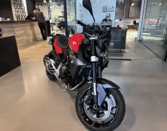 BMW F 900 R SPORT PLUS BMW F 900 R SPORT PLUS