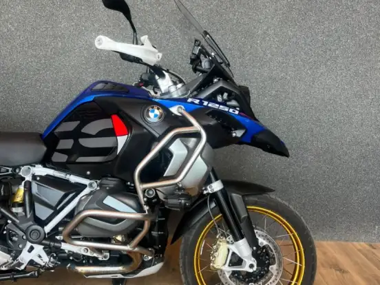 BMW-R 1250 GS ADVENTURE PREMIUM RALLYE BMW-R 1250 GS ADVENTURE PREMIUM RALLYE-2024