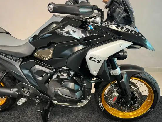BMW-R 1300 GS TRIPLE BLACK BMW-R 1300 GS TRIPLE BLACK-2024