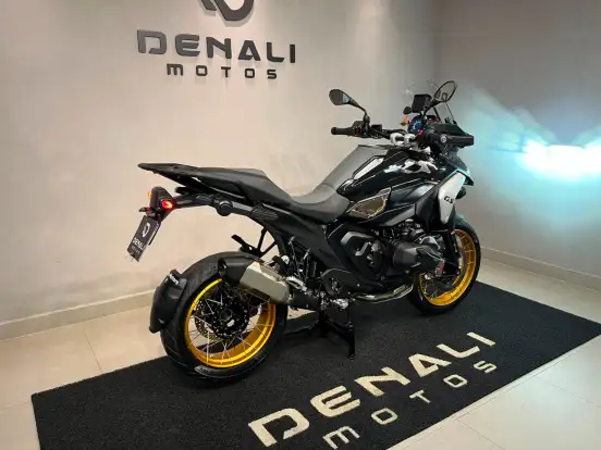 BMW-R 1300 GS TRIPLE BLACK-2024