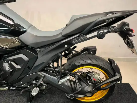 BMW-R 1300 GS TRIPLE BLACK BMW-R 1300 GS TRIPLE BLACK-2024