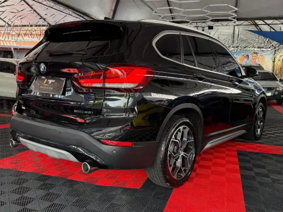 BMW-X1-2.0 16V TURBO ACTIVEFLEX SDRIVE20I 4P AUTOMÁTICO BMW-X1-2020