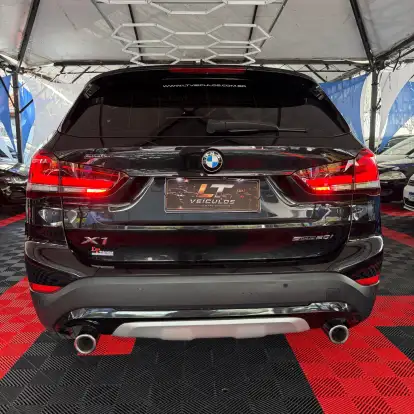 BMW-X1-2020