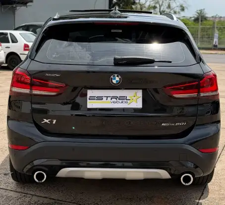 BMW-X1-2022