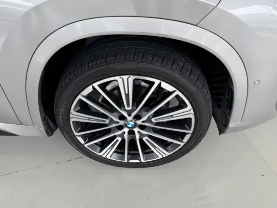 BMW-X1-2.0 16V TURBO GASOLINA SDRIVE20I M SPORT STEPTRONIC BMW-X1-2023