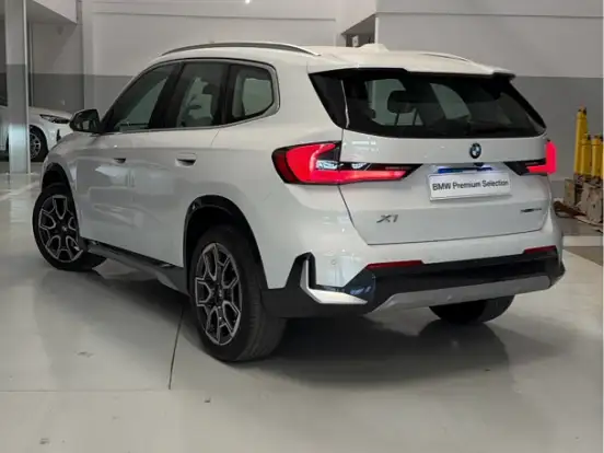 BMW-X1-2.0 16V TURBO GASOLINA SDRIVE20I X-LINE STEPTRONIC BMW-X1-2024