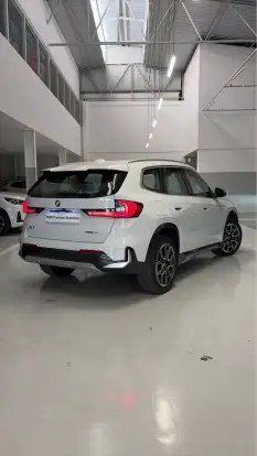 BMW-X1-2024