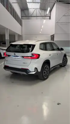 BMW-X1-2024