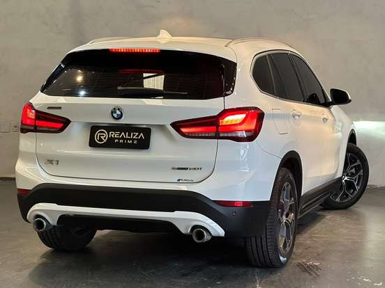 BMW-X1-2.0 16V TURBO ACTIVEFLEX SDRIVE20I 4P AUTOMÁTICO BMW-X1-2019