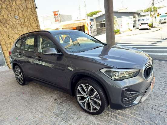 BMW-X1-2022