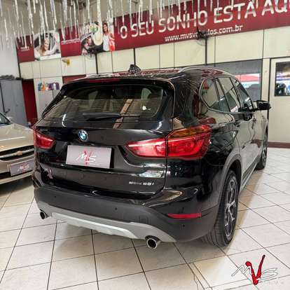 BMW-X1-2.0 16V TURBO ACTIVEFLEX SDRIVE20I X-LINE 4P AUTOMÁTICO BMW-X1-2019