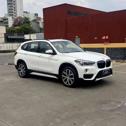 BMW-X1-2015